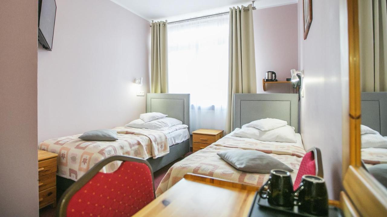 Hotel Unibus Bielsk Podlaski Eksteriør bilde