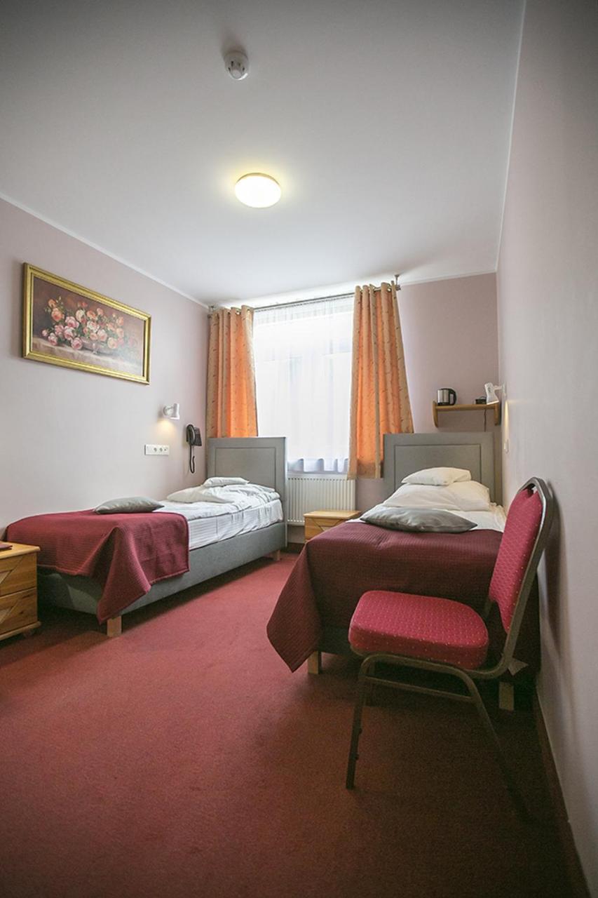 Hotel Unibus Bielsk Podlaski Eksteriør bilde